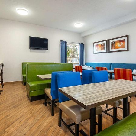 Comfort Inn & Suites Barrie Ngoại thất bức ảnh