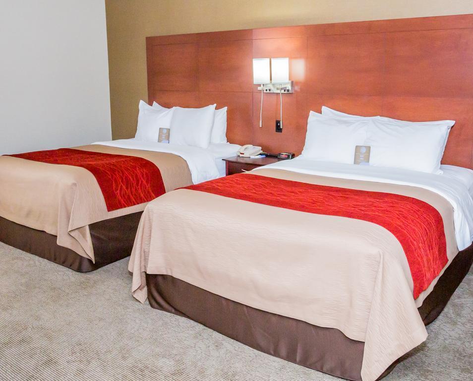 Comfort Inn & Suites Barrie Ngoại thất bức ảnh