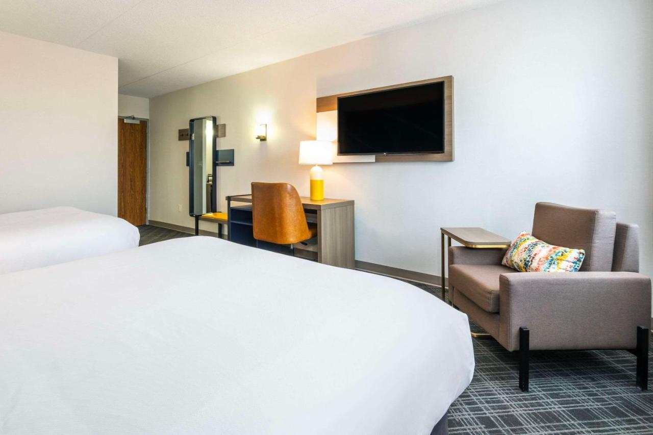 Comfort Inn & Suites Barrie Ngoại thất bức ảnh
