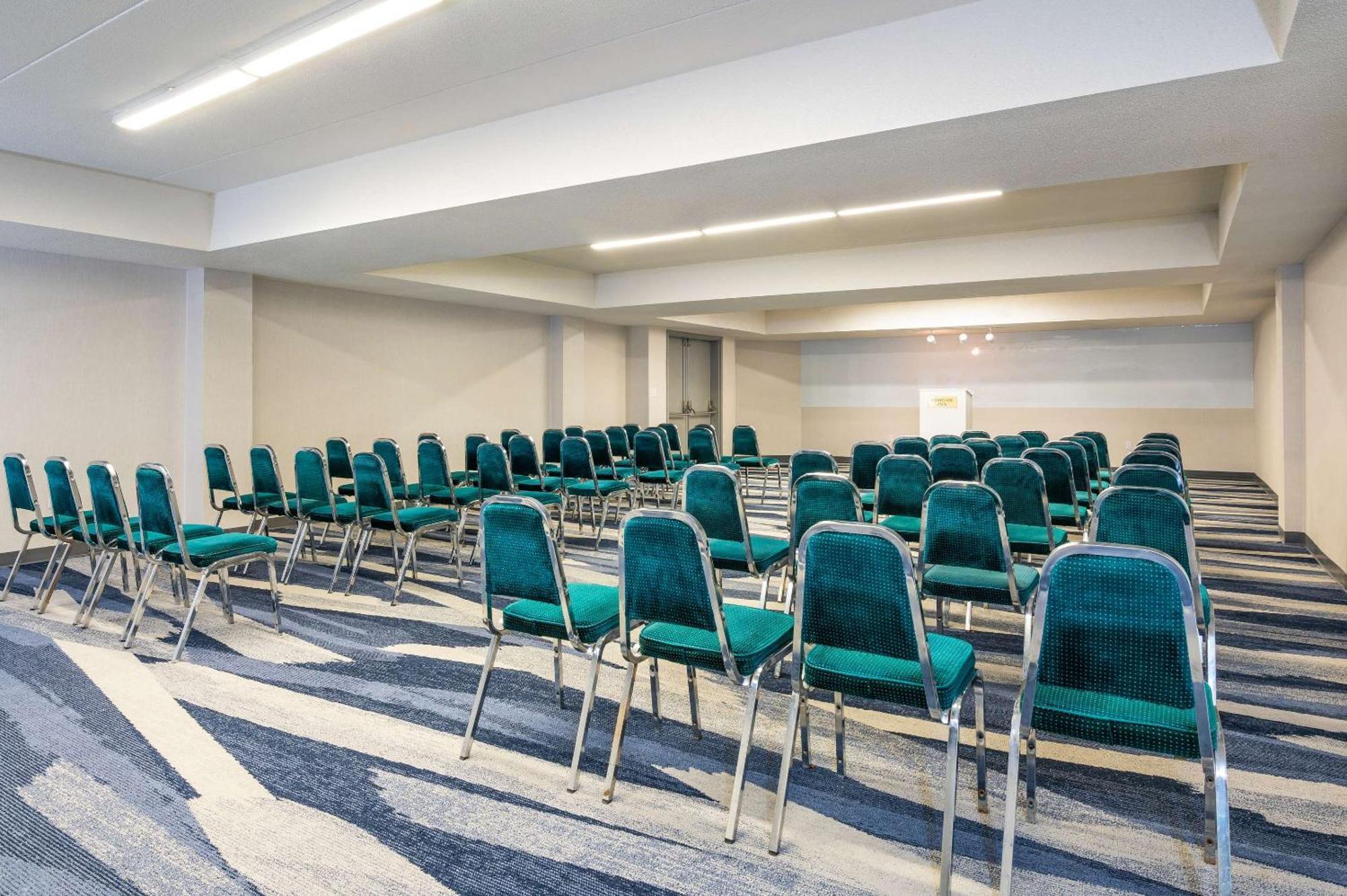 Comfort Inn & Suites Barrie Ngoại thất bức ảnh