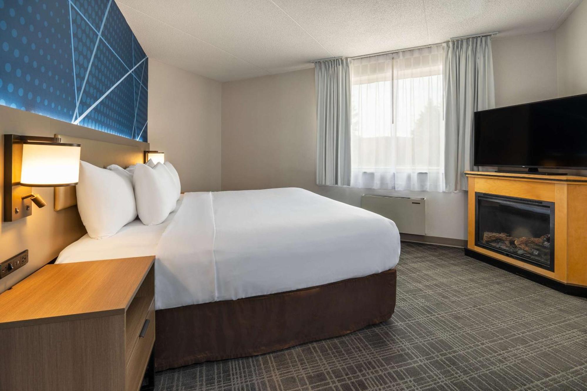 Comfort Inn & Suites Barrie Ngoại thất bức ảnh
