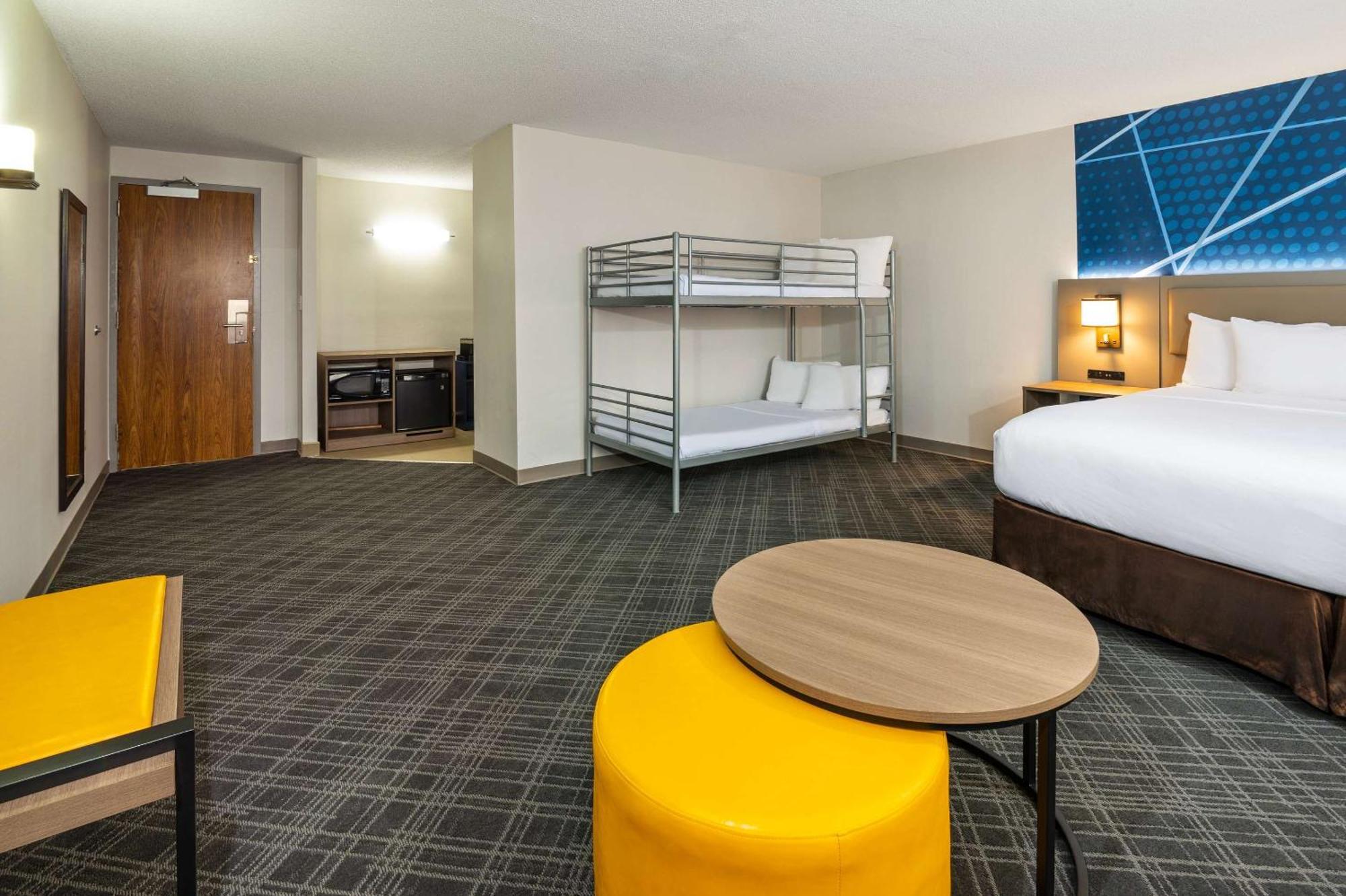 Comfort Inn & Suites Barrie Ngoại thất bức ảnh